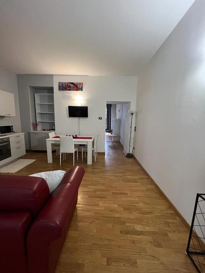 Casa Duomo Apartment อัลบา ภายนอก รูปภาพ